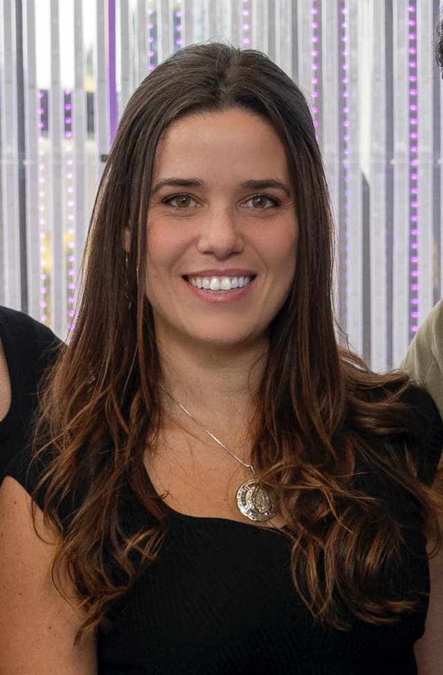 Stefanie Bader